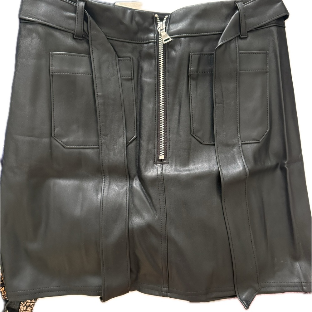Moto faux leather skirt